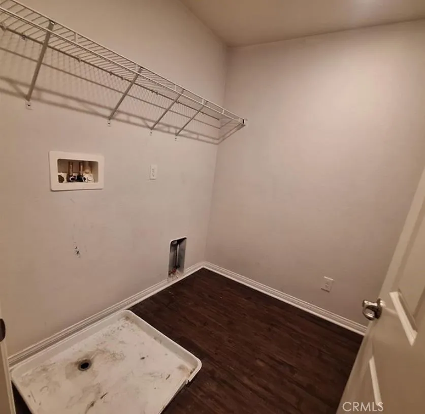825 Parisa Place Upland, CA 91786