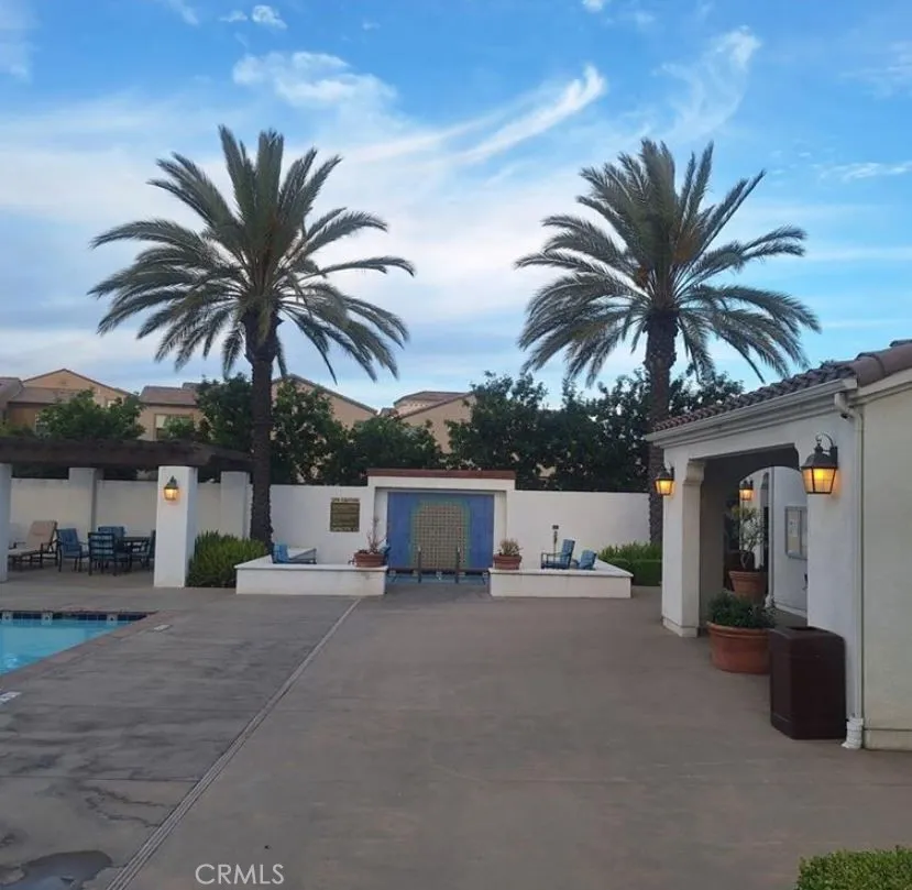 825 Parisa Place Upland, CA 91786