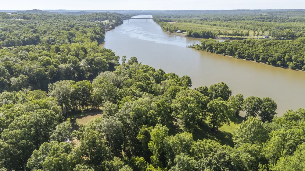 5 Island View Dr Bath Springs, TN 38311