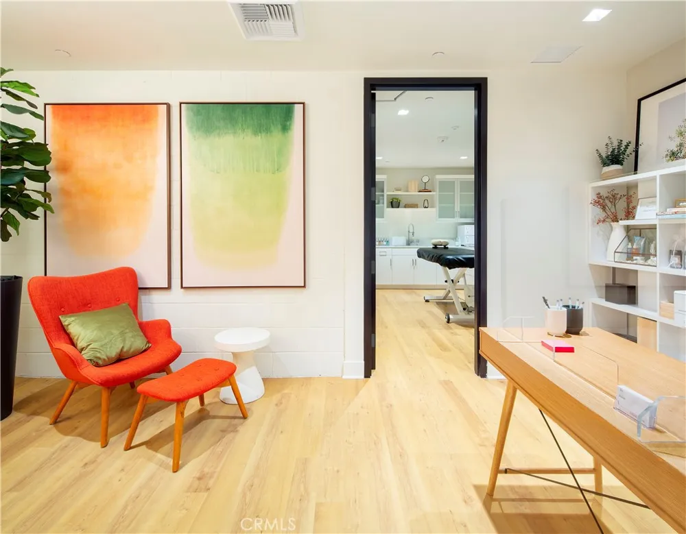 6200 Variel Avenue #343 Woodland Hills, CA 91367