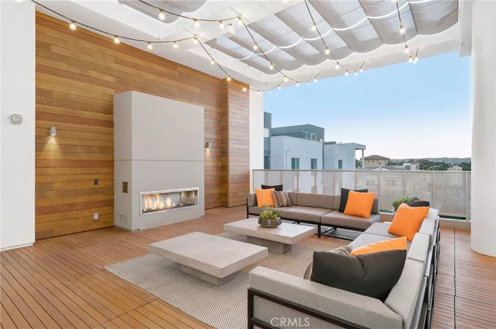 6200 Variel Avenue #343 Woodland Hills, CA 91367