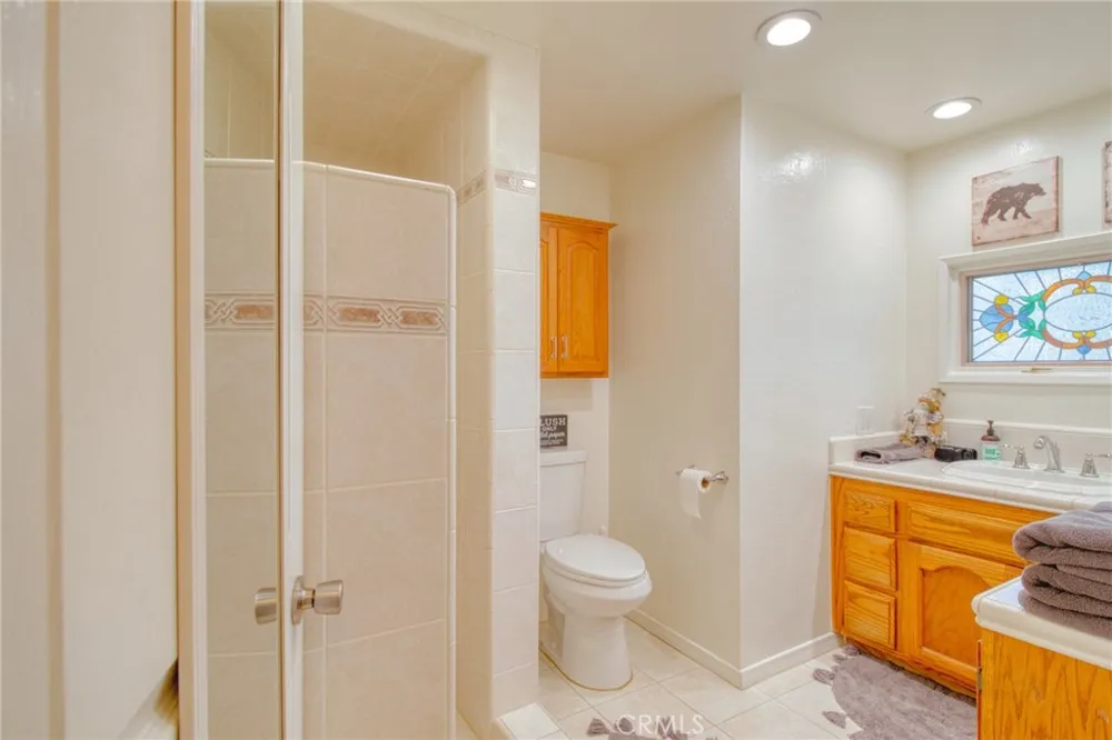 1604 Blackbird Wrightwood, CA 92397