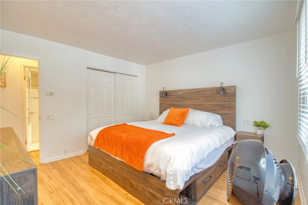 1604 Blackbird Wrightwood, CA 92397