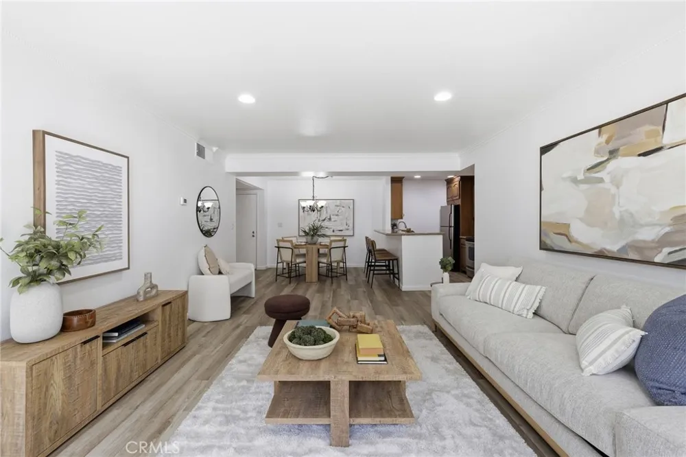 5257 Radford Avenue #212 Valley Village, CA 91607