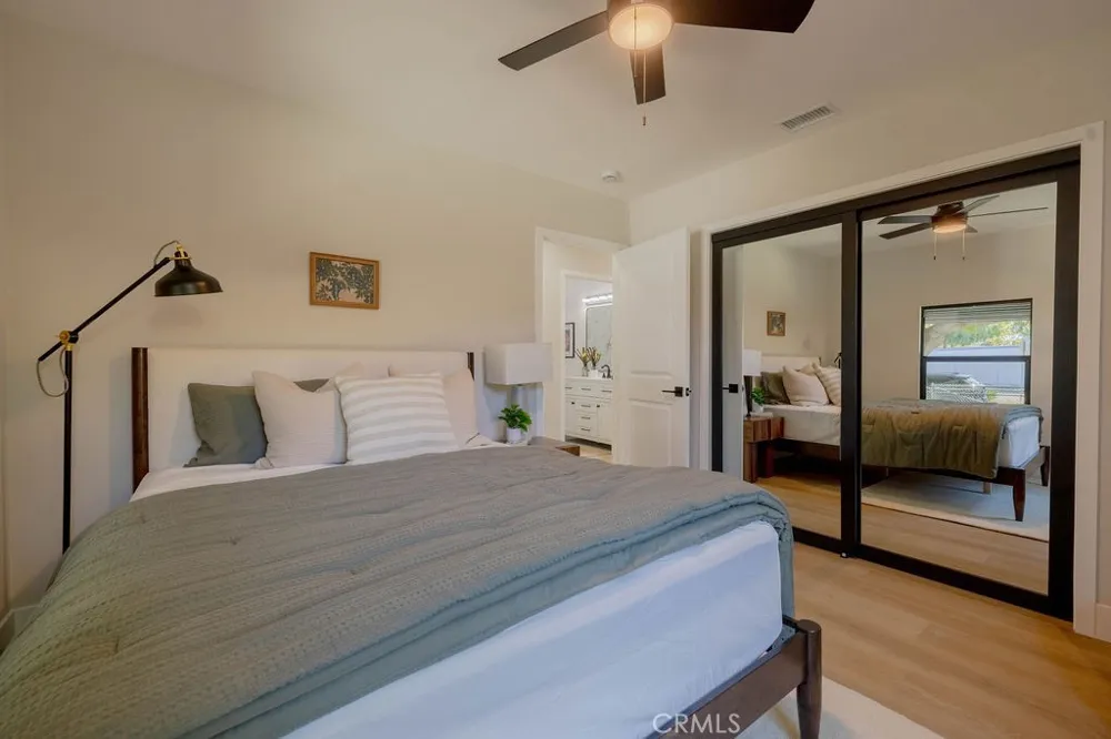 5710 Wilbur Tarzana, CA 91356