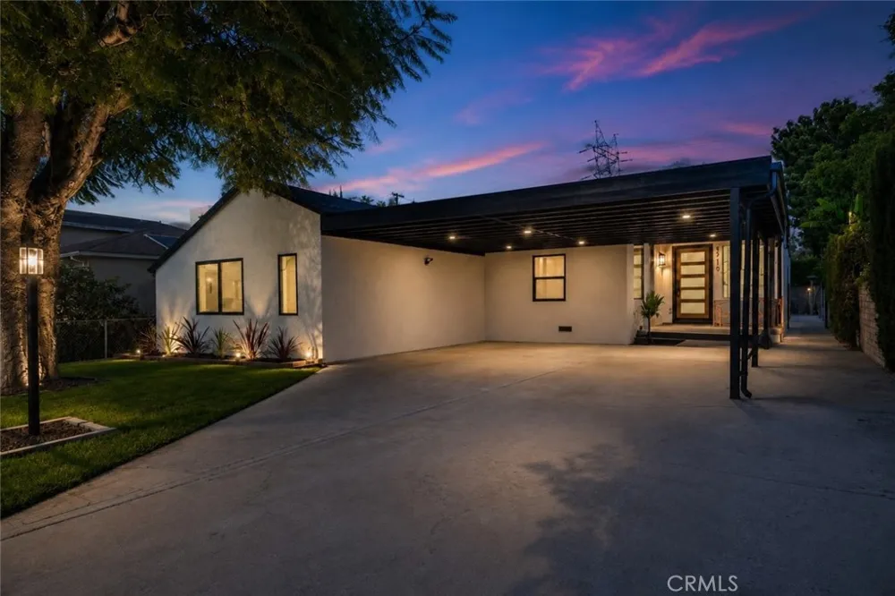 5710 Wilbur Tarzana, CA 91356