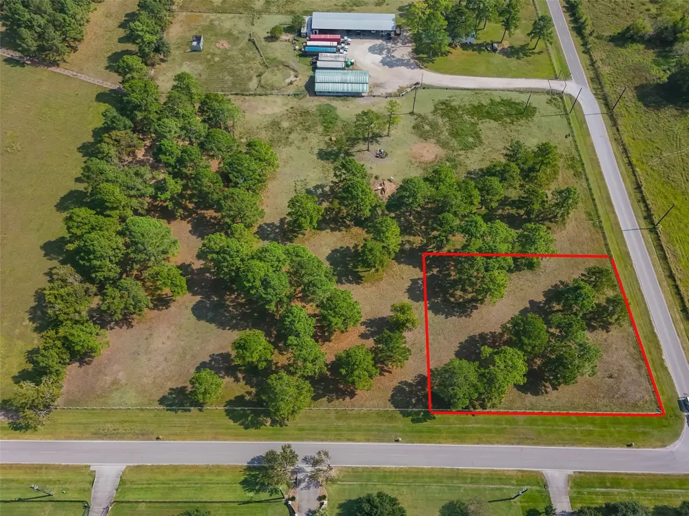 3 Parish Road Crosby, TX 77532