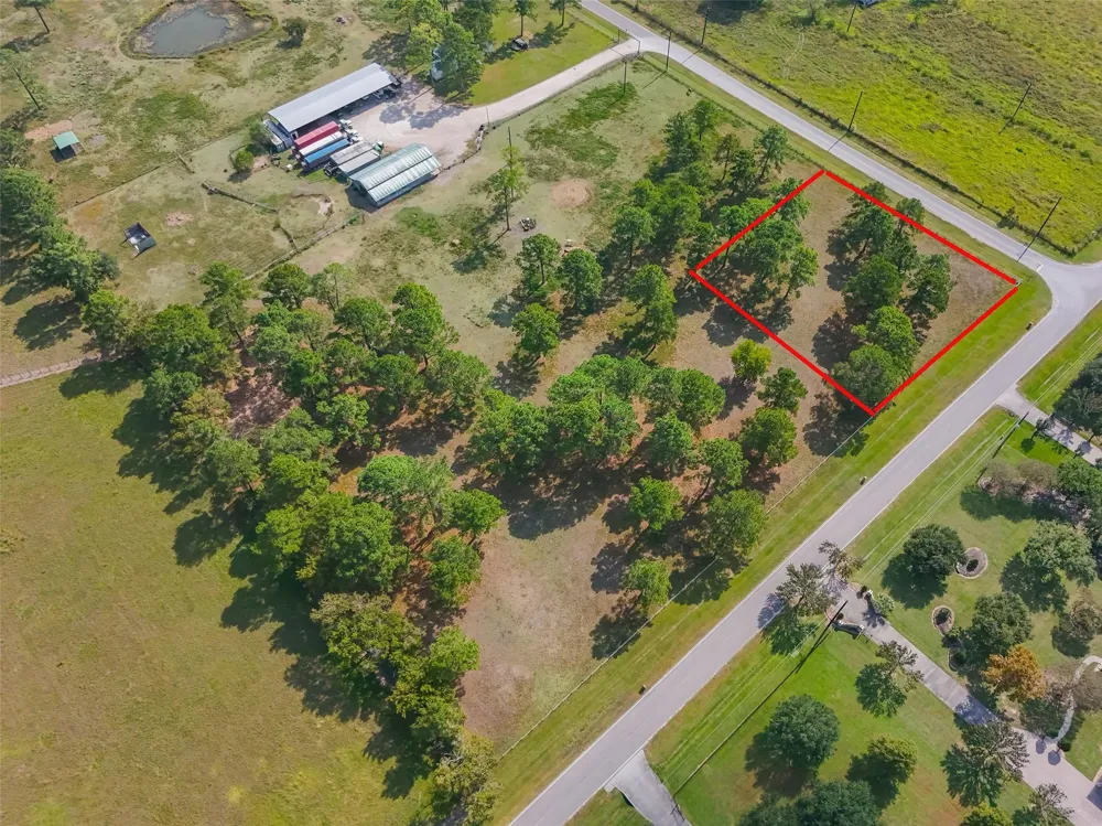 3 Parish Road Crosby, TX 77532