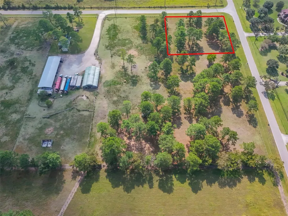 3 Parish Road Crosby, TX 77532