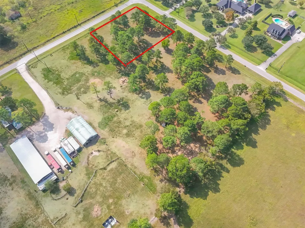 3 Parish Road Crosby, TX 77532