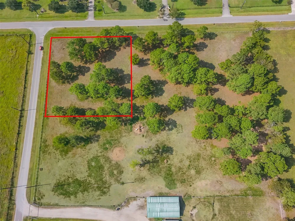 3 Parish Road Crosby, TX 77532