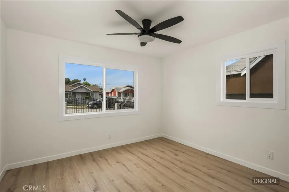 1911 W 65th Los Angeles, CA 90047