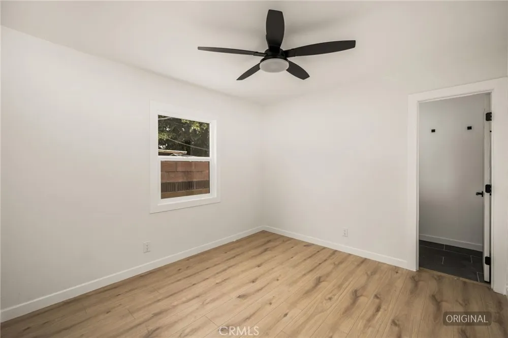1911 W 65th Los Angeles, CA 90047