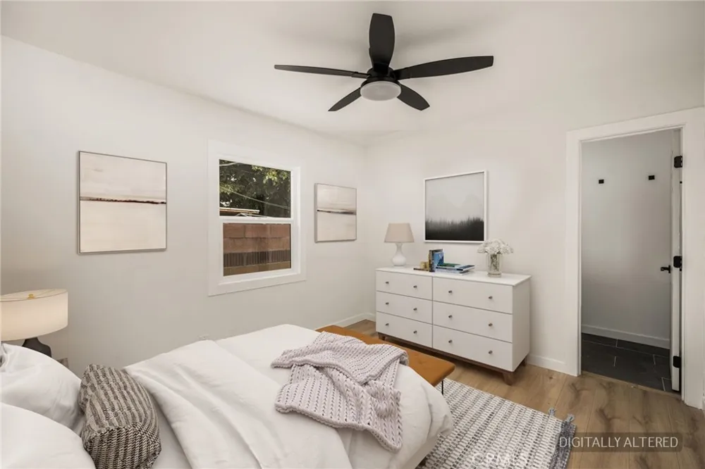 1911 W 65th Los Angeles, CA 90047