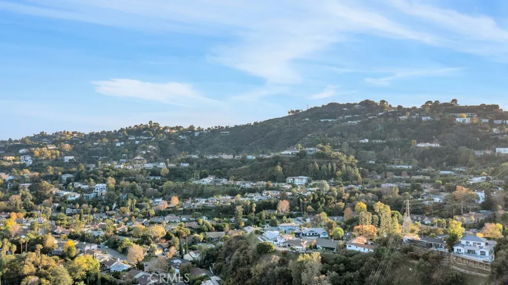 11145 Sunshine Terrace #106 Studio City, CA 91604