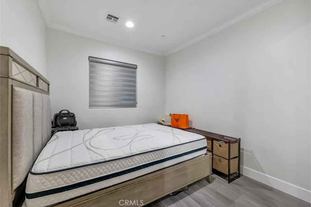 11145 Sunshine Terrace #106 Studio City, CA 91604