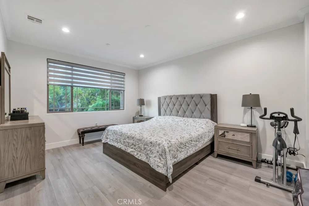 11145 Sunshine Terrace #106 Studio City, CA 91604
