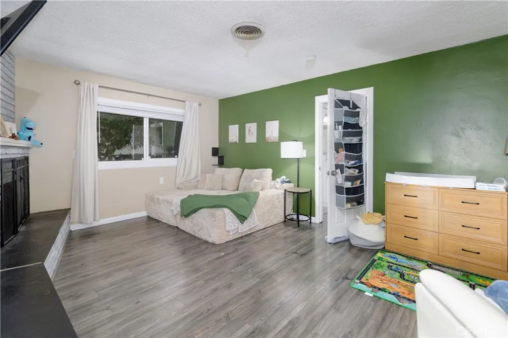 160 Summit View Calimesa, CA 92320