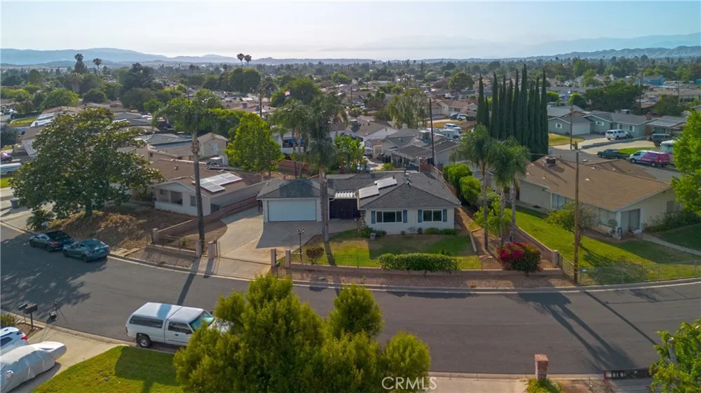 160 Summit View Calimesa, CA 92320