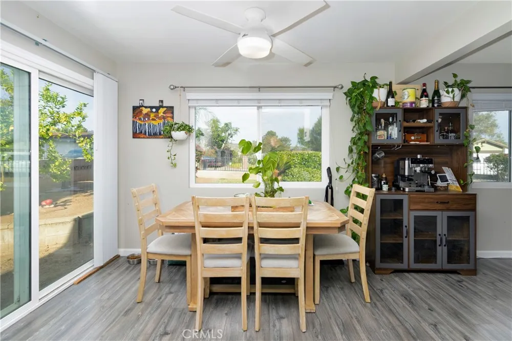 160 Summit View Calimesa, CA 92320
