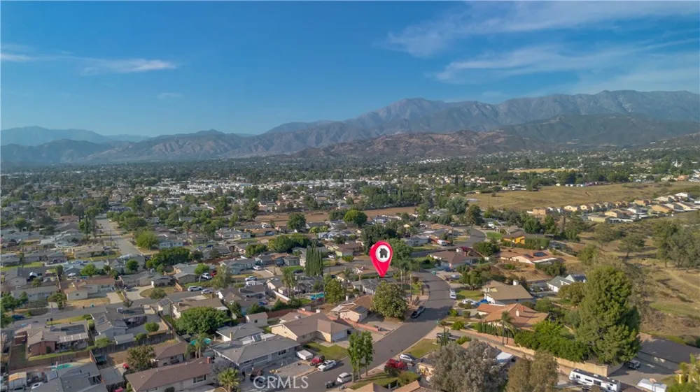 160 Summit View Calimesa, CA 92320