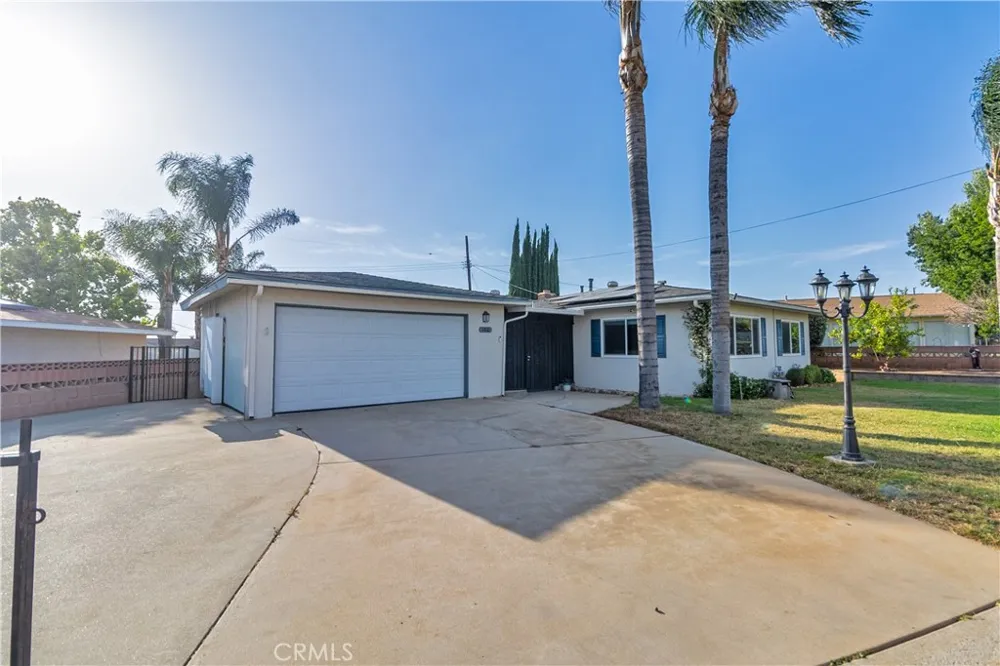 160 Summit View Calimesa, CA 92320
