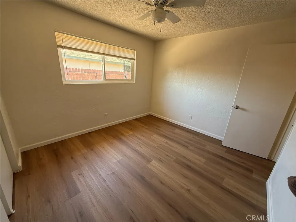 2081 E Stockham Tulare, CA 93274