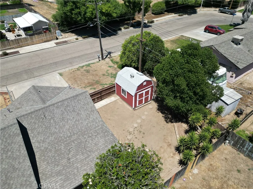 2081 E Stockham Tulare, CA 93274