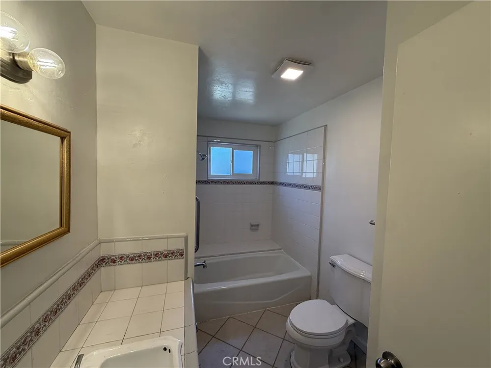 2081 E Stockham Tulare, CA 93274