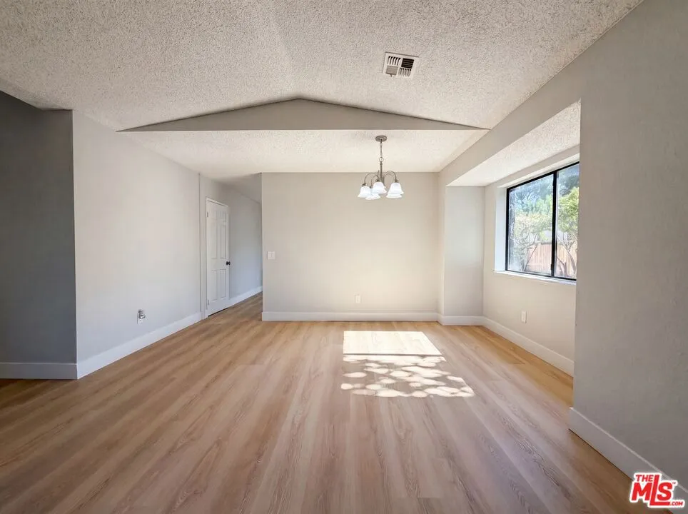 42355 Willeta Avenue Lancaster, CA 93536