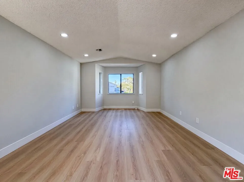 42355 Willeta Avenue Lancaster, CA 93536