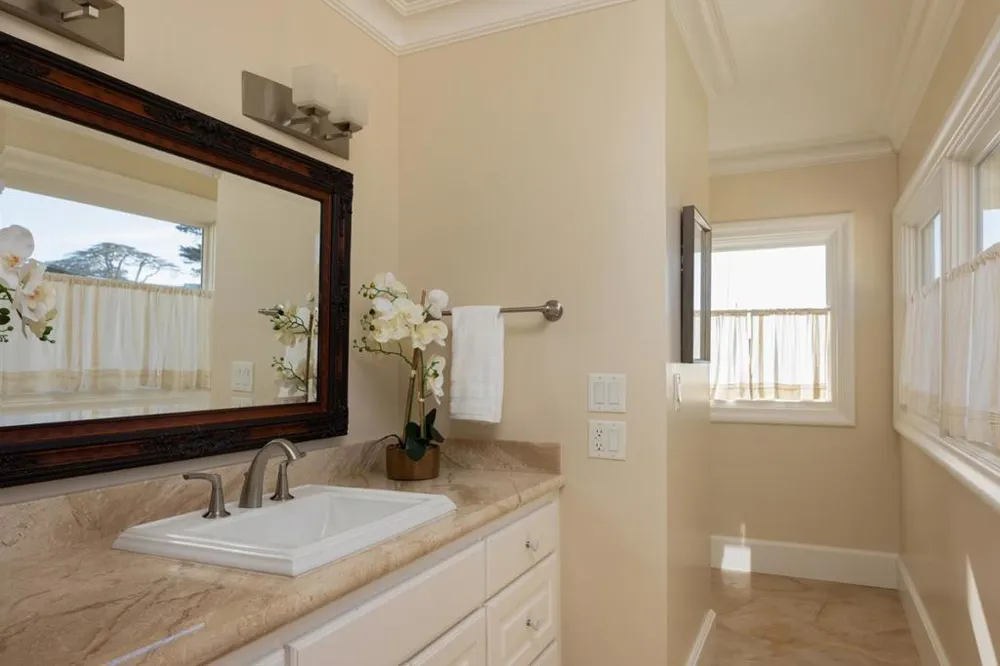 1051 Ocean View Boulevard Pacific Grove, CA 93950