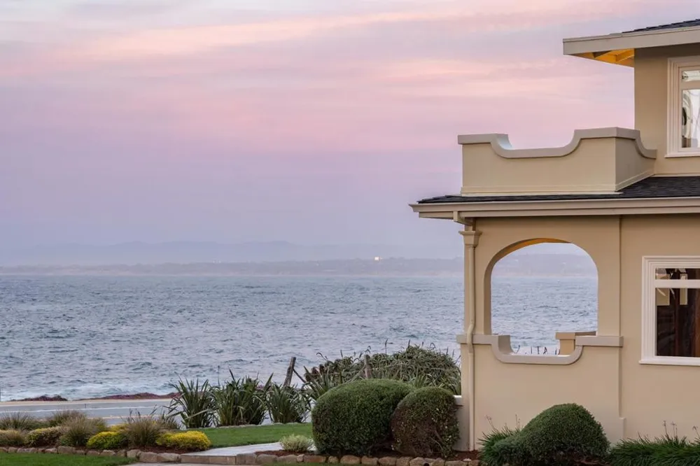 1051 Ocean View Boulevard Pacific Grove, CA 93950