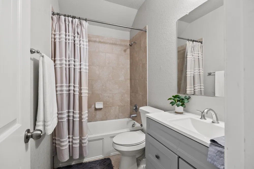 1821 Logan Trail New Braunfels, TX 78130