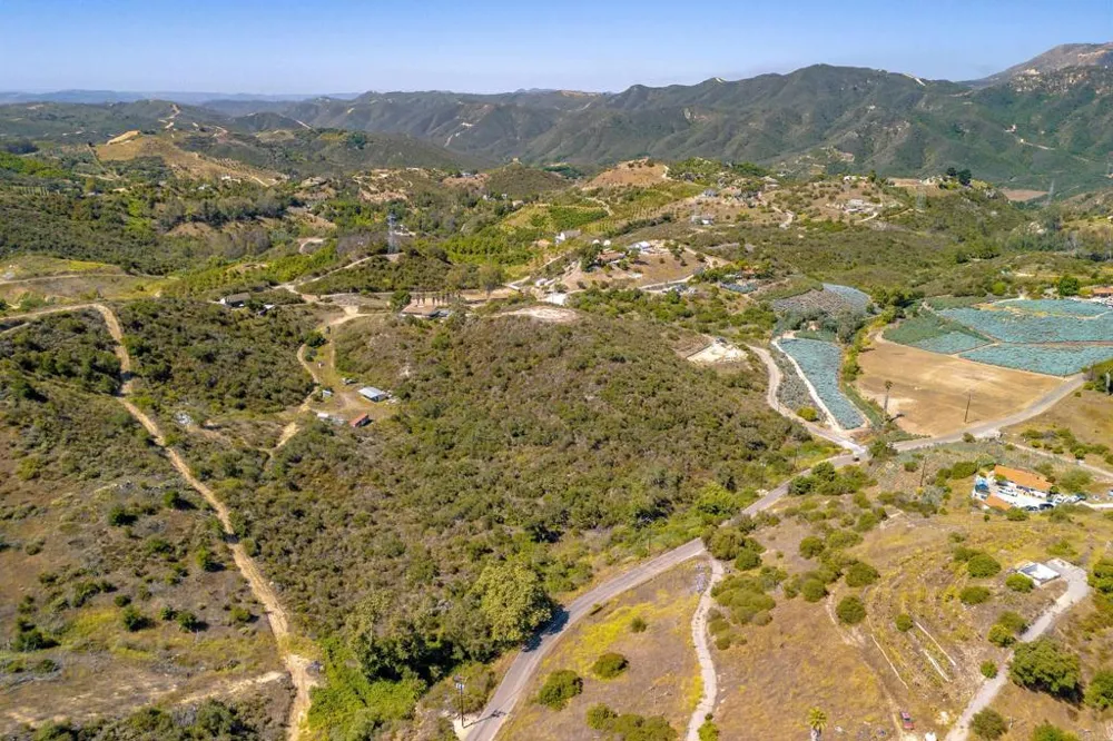 27 Daily Road Fallbrook, CA 92028