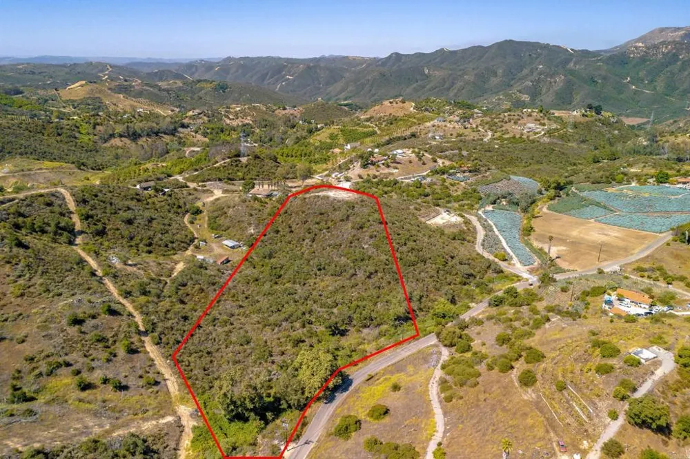 27 Daily Road Fallbrook, CA 92028