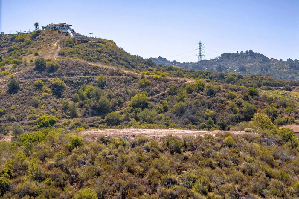 27 Daily Road Fallbrook, CA 92028