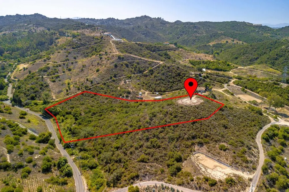 27 Daily Road Fallbrook, CA 92028