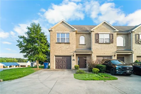 5324 Labelle Court