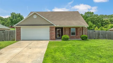 1209 Willow Oak Street