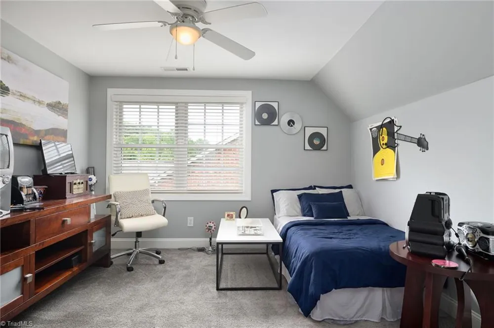 1074 Muirfield Avenue Clemmons, NC 27012