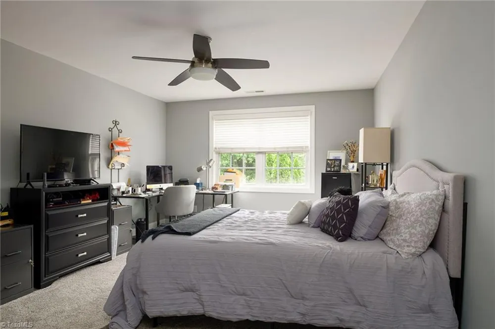 1074 Muirfield Avenue Clemmons, NC 27012