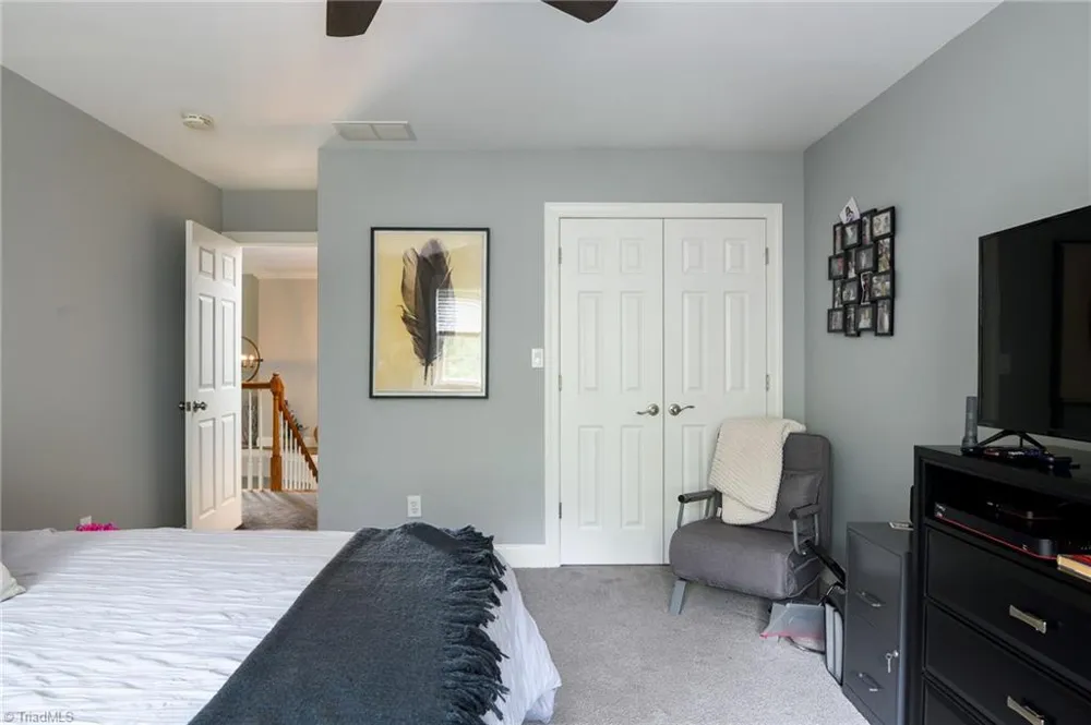 1074 Muirfield Avenue Clemmons, NC 27012