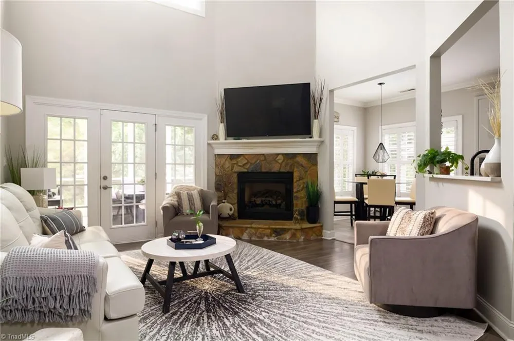 1074 Muirfield Avenue Clemmons, NC 27012
