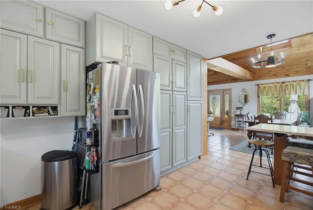 5741 Winding Creek Lane East Bend, NC 27018