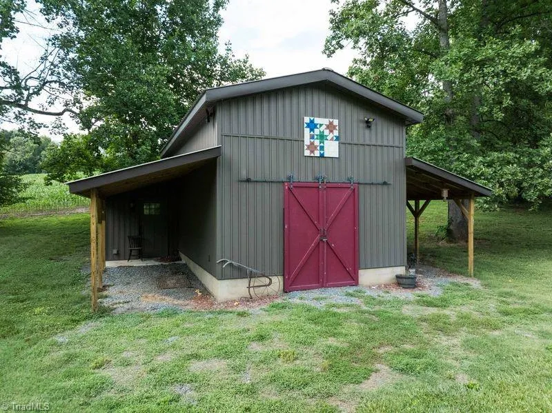 5741 Winding Creek Lane East Bend, NC 27018