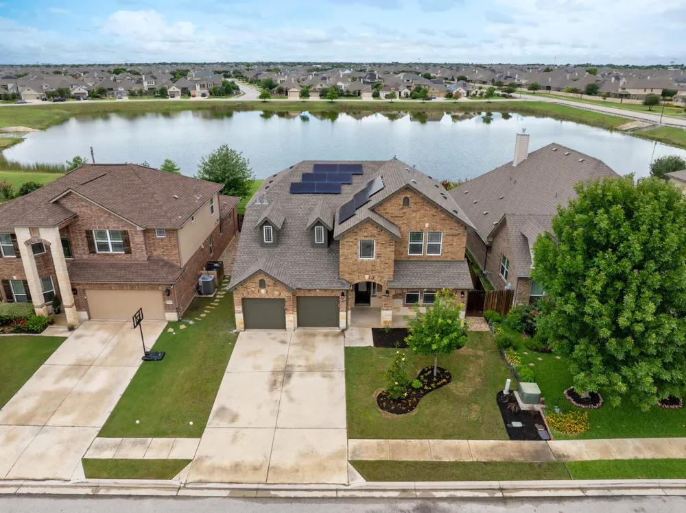 20416 Shellduck Drive Pflugerville, TX 78660