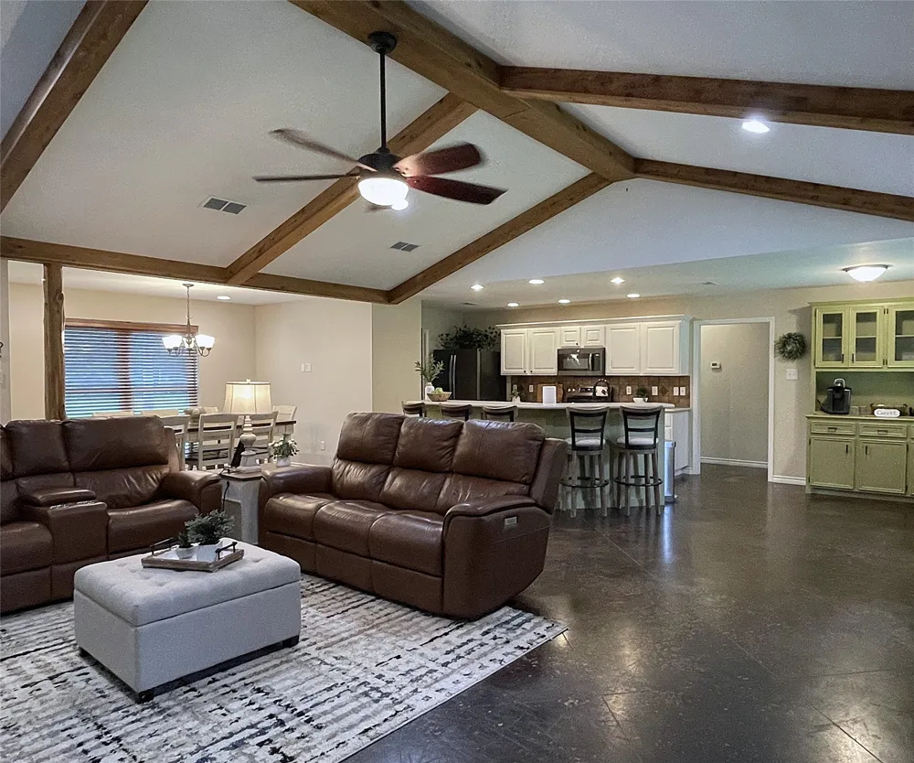 109 Private Road 916 Fairfield, TX 75840