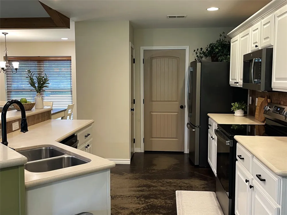 109 Private Road 916 Fairfield, TX 75840