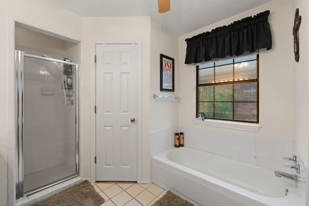 24068 Stonewood Drive Whitney, TX 76692